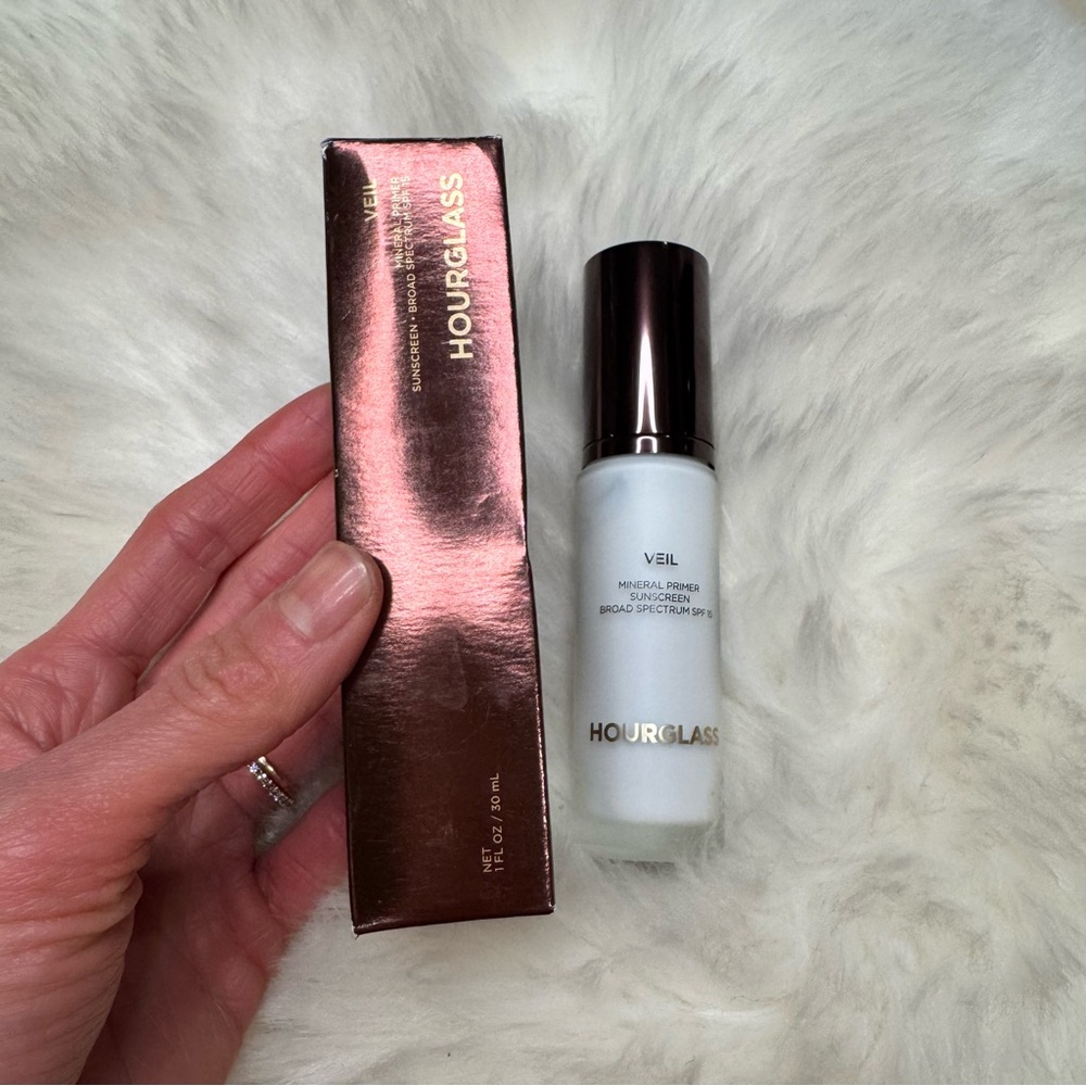 NIB Hourglass Veil Mineral Primer 1 oz. / 30 mL - Picture 4 of 11